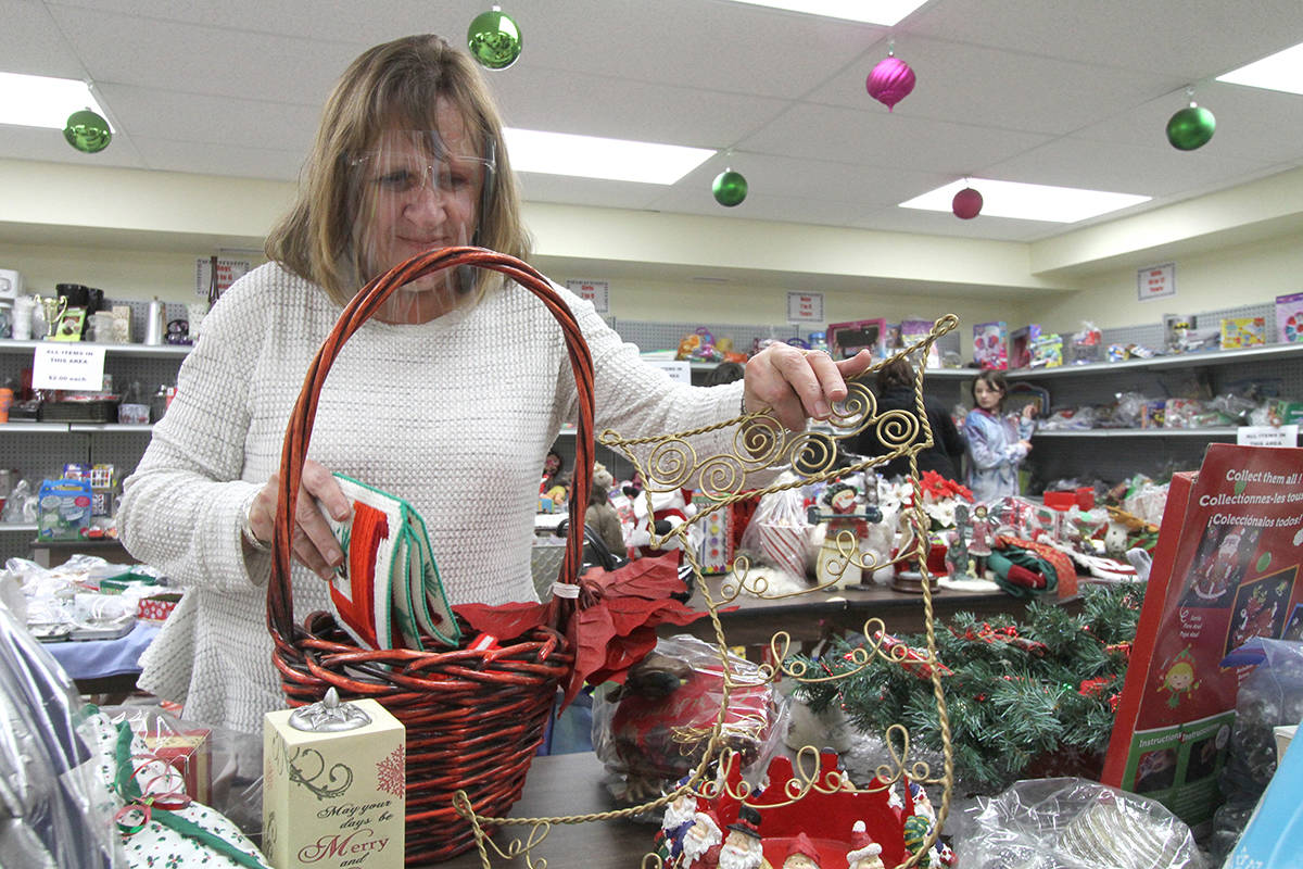23015503_web1_201015-RDA-Christmas-Bureau-garage-sale-WEB